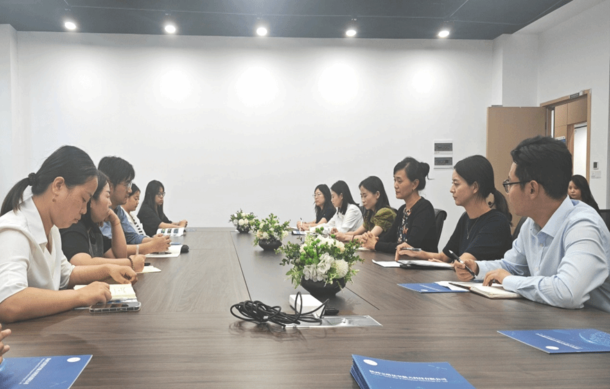 人文学院赴沣东自贸产业园开展访企拓岗活动——聚焦智能水务系统开发，深化产教融合新路径